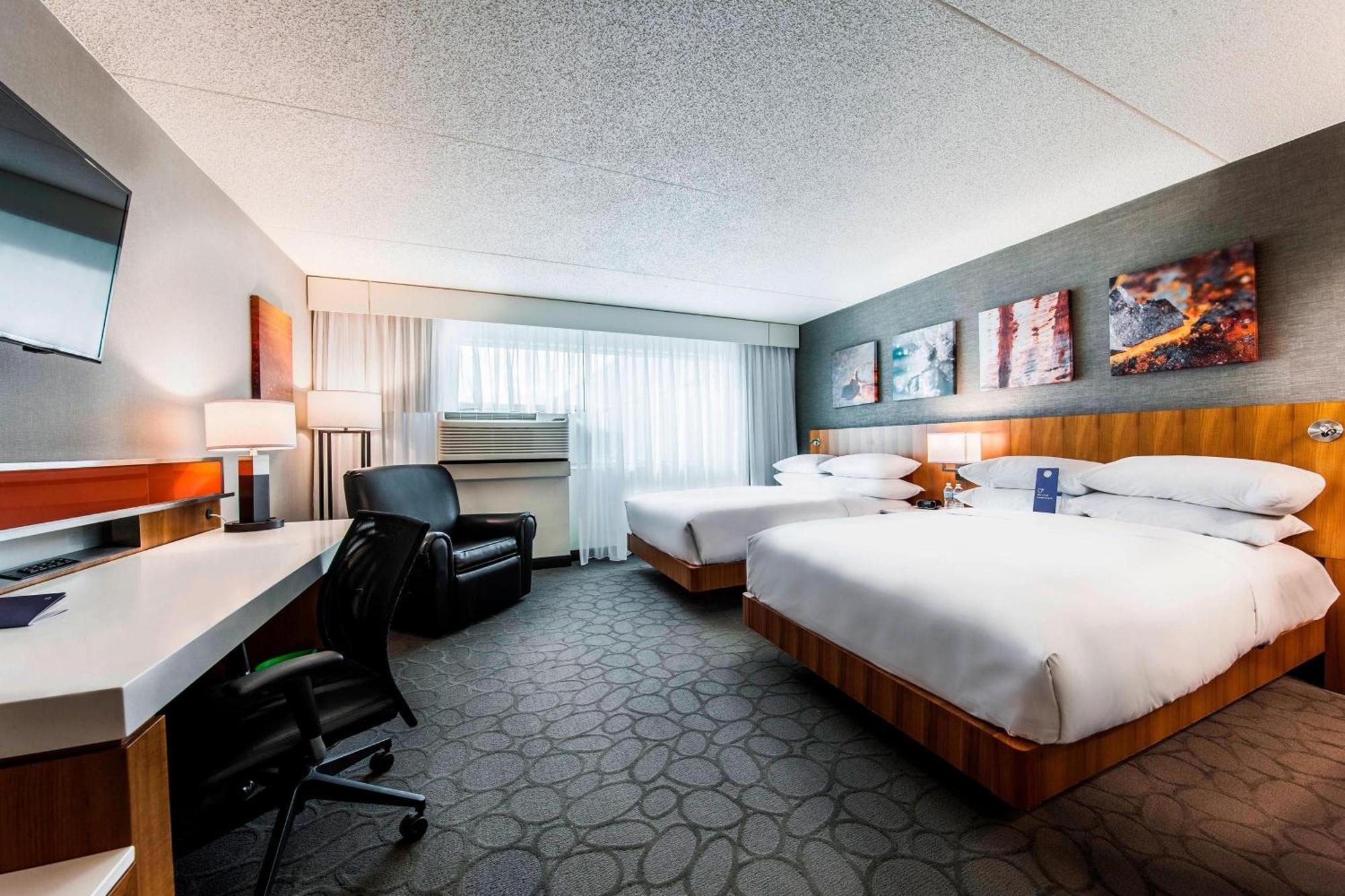Delta Hotels By Marriott Fargo Zewnętrze zdjęcie