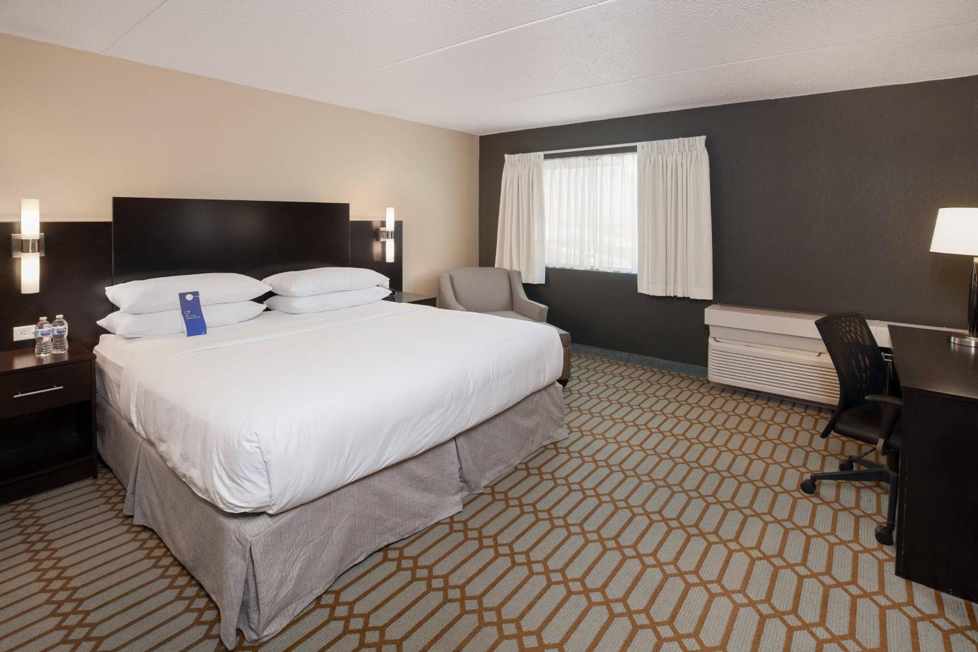 Delta Hotels By Marriott Fargo Zewnętrze zdjęcie